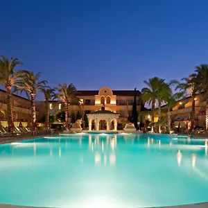 Napa Plaza فندق
